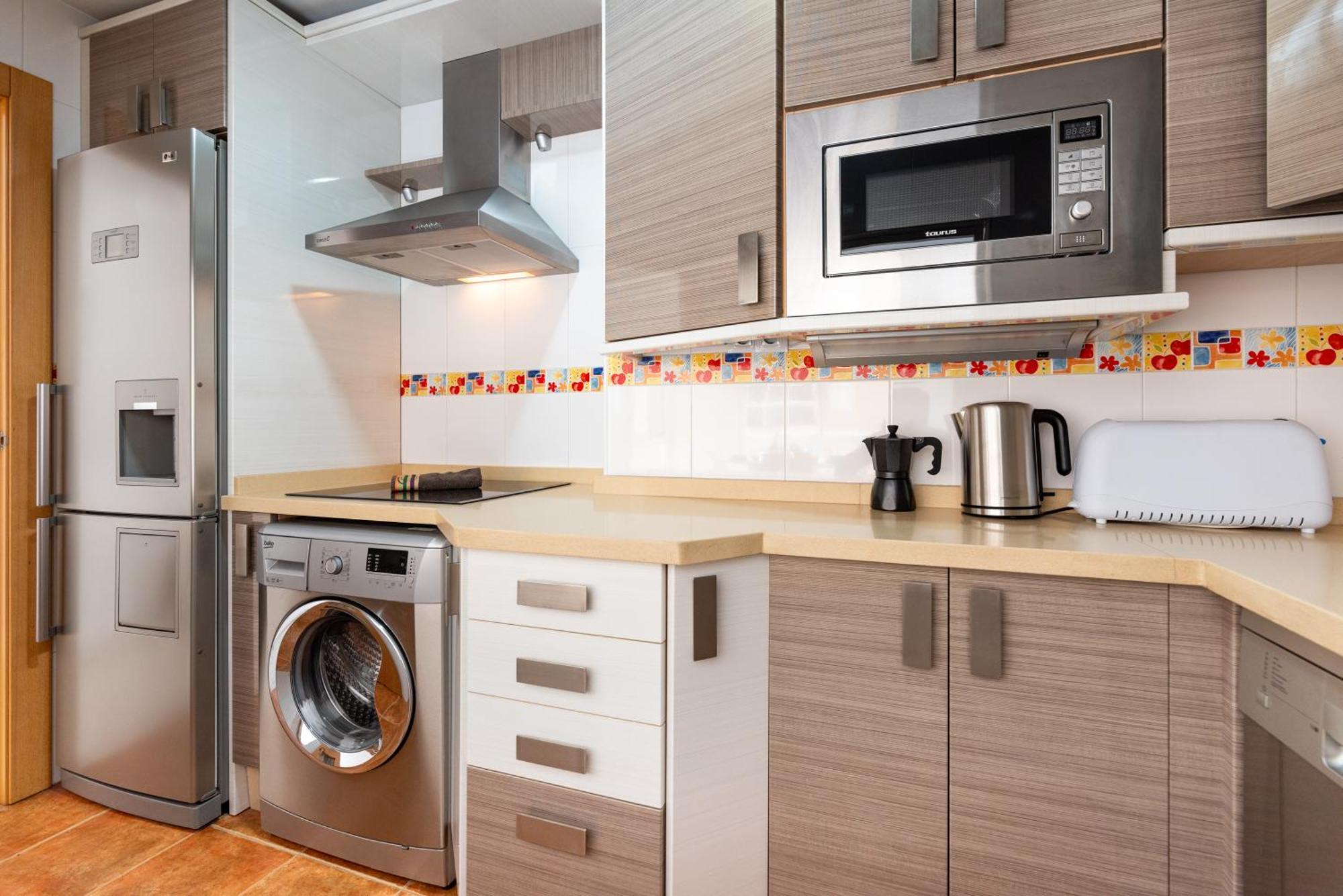 Wintowinrentals Quiet Apartment, Good Location, Free Parking Málaga Eksteriør bilde